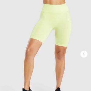 NWOT Gymshark flex cycling shorts size small